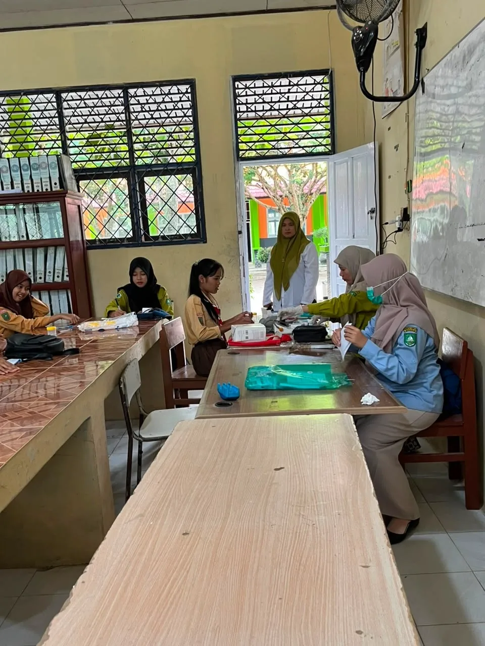 Kegiatan CKG Di SMAN 10 Bathin Solapan Desa Bumbung